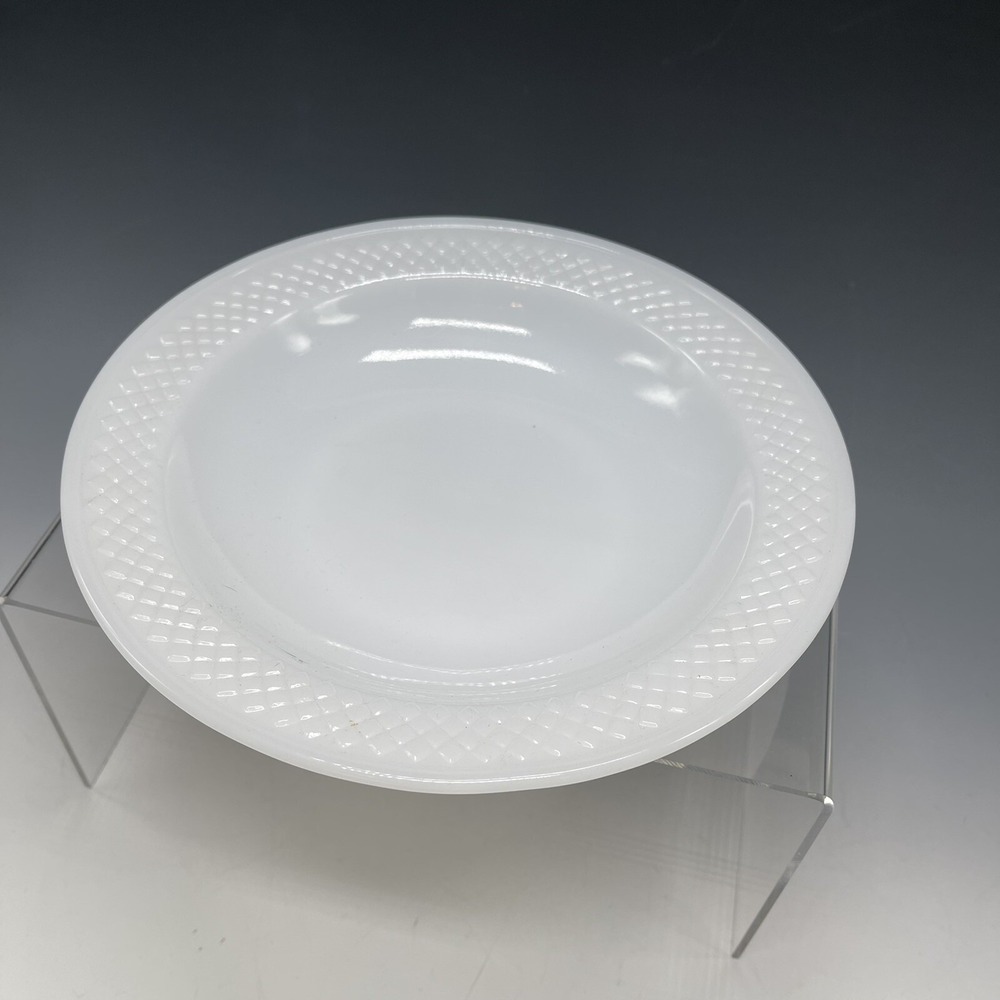 Vintage Federal Milk Glass Heat‎ Proof 8" Soup Bowl White MCM Rimmed